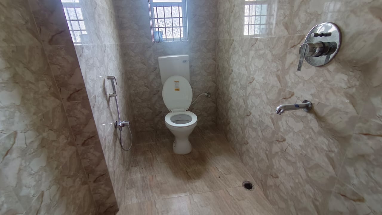 Unfurnished 3bhk in Bamunimaidan, Guwahati, Assam, India for Rent